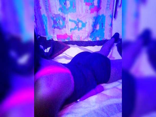 Broadcast Screenshots Blackishbeauty