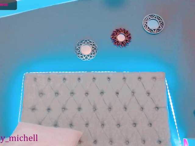 Broadcast Screenshots Eimy-michell
