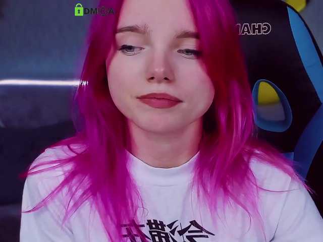 Broadcast Screenshots TinyCat