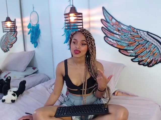 Broadcast Screenshots BrianaBanks-