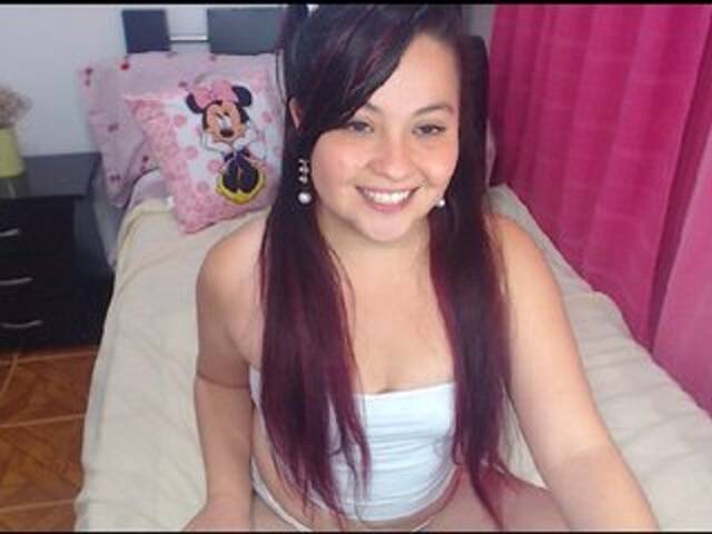 Broadcast Screenshots BrianaCole