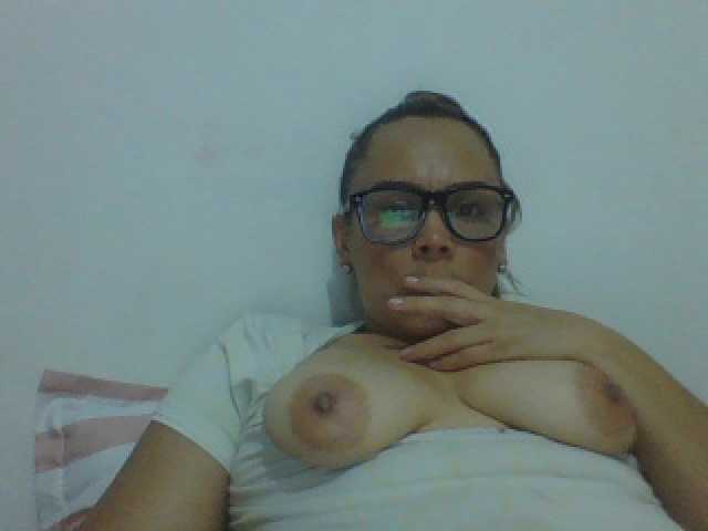 Fotos briseidax7 ⭐❤️ALL FAMILY HERE AND I AM HORNY❤️⭐❤️ #hairy ❤️⭐❤️I HOPE THEY DO NOT CATCH ME❤️⭐❤️ #milf #bigtits #asstomouth ⭐tortura ❤️ #freak #atm #alldoing #SWEET #sexy #queen♥ #lovense #ohmibod