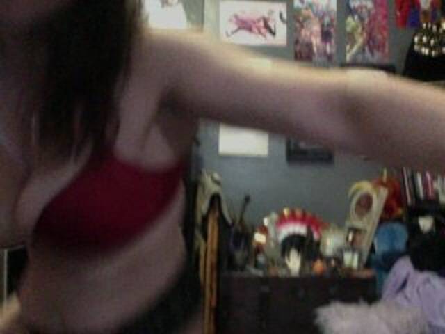 Broadcast Screenshots Brujabitch