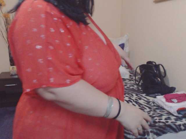 Broadcast Screenshots BustyAmelia