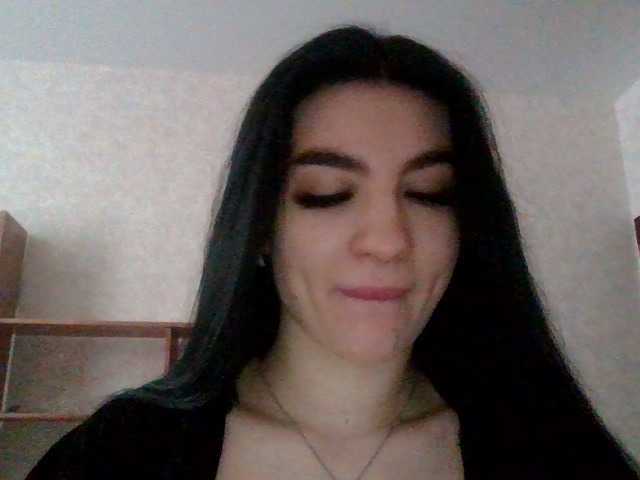 Broadcast Screenshots camillarose