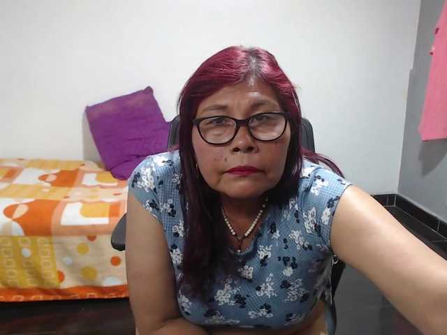 Broadcast Screenshots Candy-sax