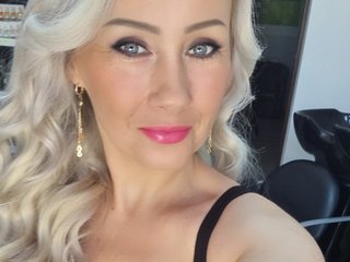 Erotisk videochat CandyHellenx