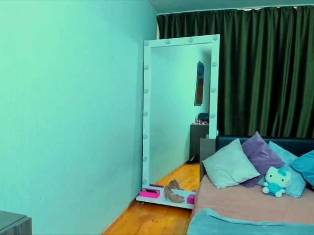 Broadcast Screenshots Candymia