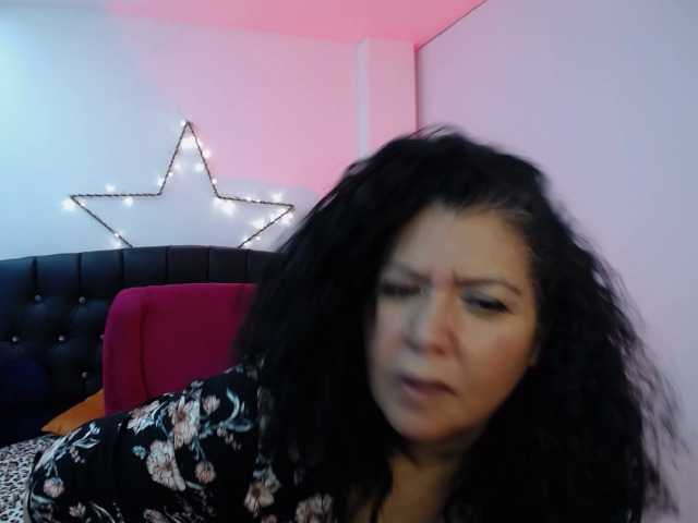 Broadcast Screenshots candystorm01