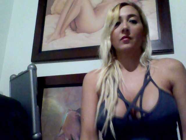 Broadcast Screenshots candyxxx