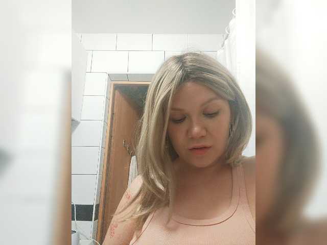 Broadcast Screenshots Canwejusttalk