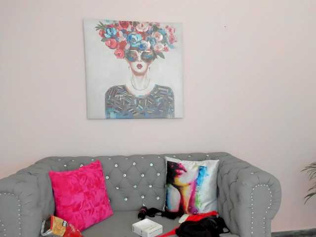 Broadcast Screenshots casey-fox