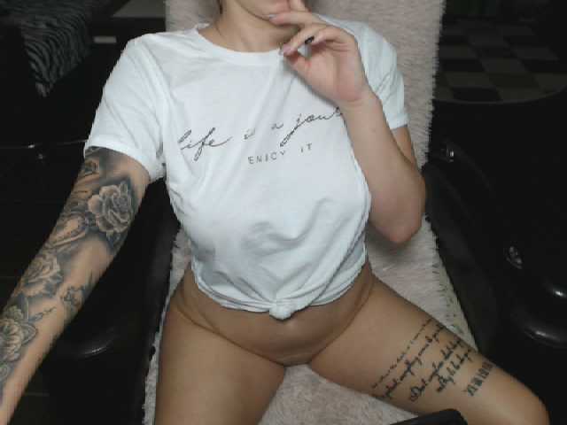 Broadcast Screenshots cassiesin