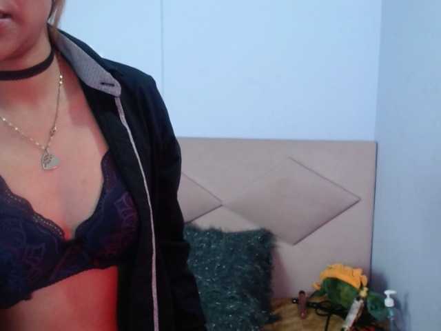 Broadcast Screenshots CathaLee