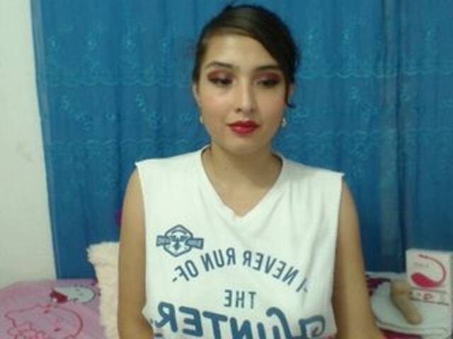 Broadcast Screenshots celestecamx