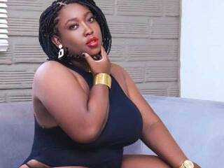 Erotisk videochat Chanel-blak