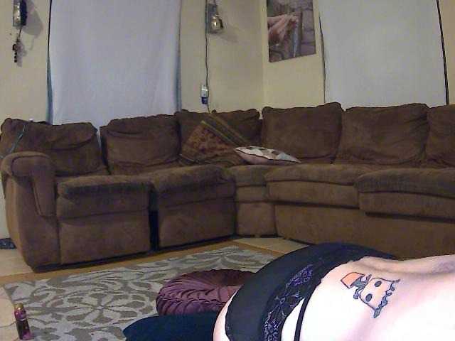 Broadcast Screenshots charlee-sinn