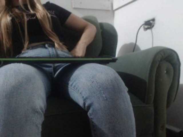 Broadcast Screenshots charlottesex9