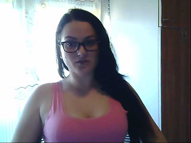 Broadcast Screenshots CherMerry