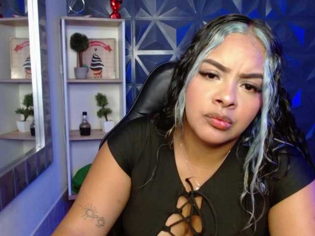 Broadcast Screenshots chloe-ebony