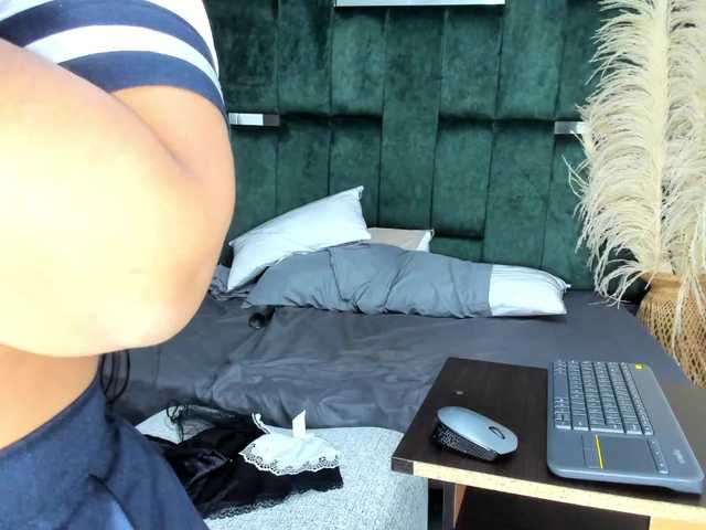 Broadcast Screenshots Chloe_nt