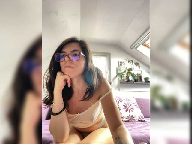 Broadcast Screenshots DianeSweeet