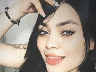 Erotisk videochat Clhoe-Doll