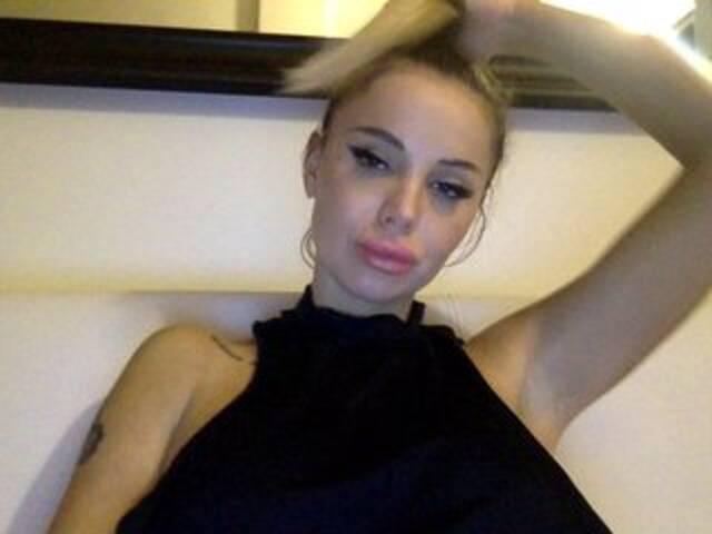 Broadcast Screenshots clickmee