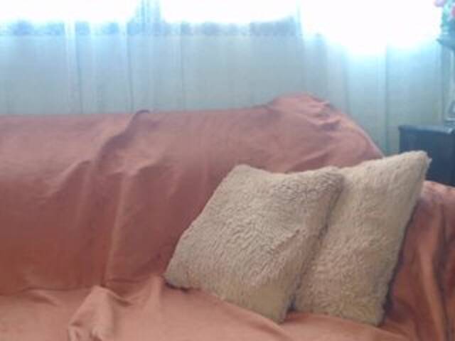 Broadcast Screenshots CoraWest