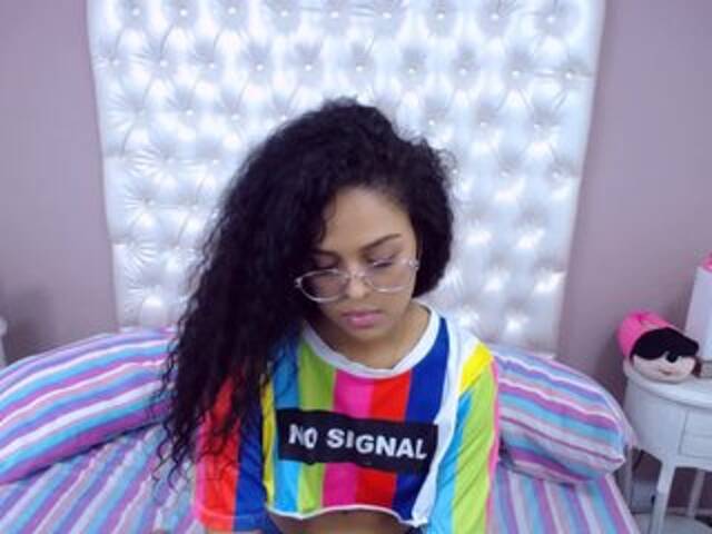 Broadcast Screenshots CristynRoice