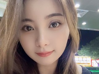 Erotisk videochat cry-nini