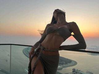 Erotisk videochat Cum4Lydia