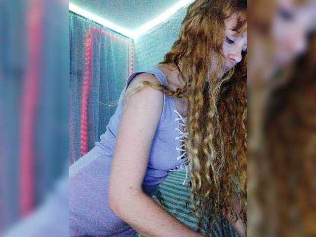 Fotos Curlyhair65 Hello sweet)l missed) my lovense works from 1 too, favorite vibration 20 tok