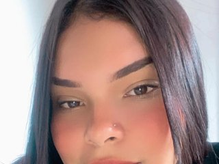 Erotisk videochat cuteandshybrunette