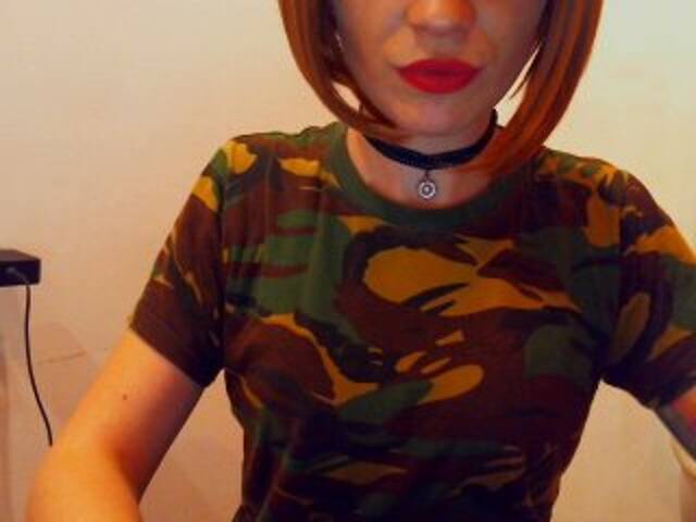 Broadcast Screenshots cutekiten