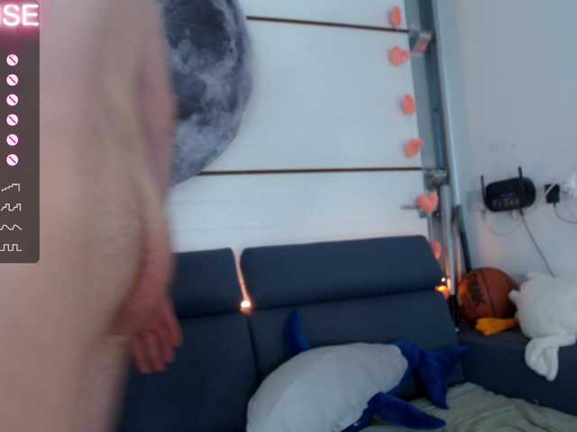 Broadcast Screenshots what_up_nona