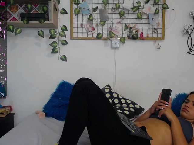 Broadcast Screenshots Dalila-Brown