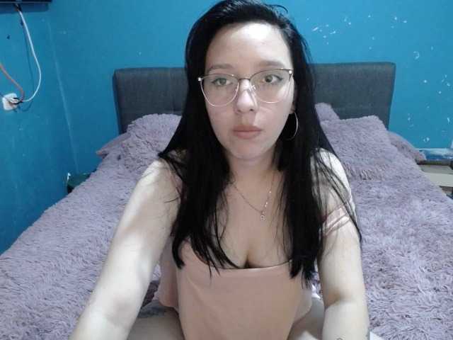 Fotos Dalillafiore lovense on Play with me I'm at home bored