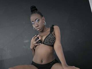 Erotisk videochat DanielaKiston