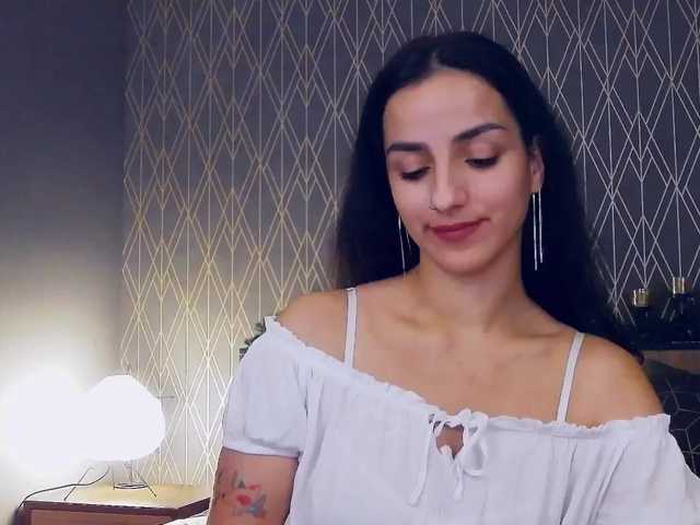 Broadcast Screenshots DaphneMoss