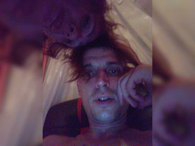 Broadcast Screenshots DarkLight2021