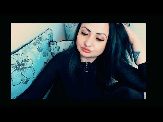 Broadcast Screenshots KinkyDomina