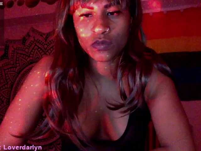 Fotos YourDarlyn420 Hey new girl here. Join me. Lovense on!