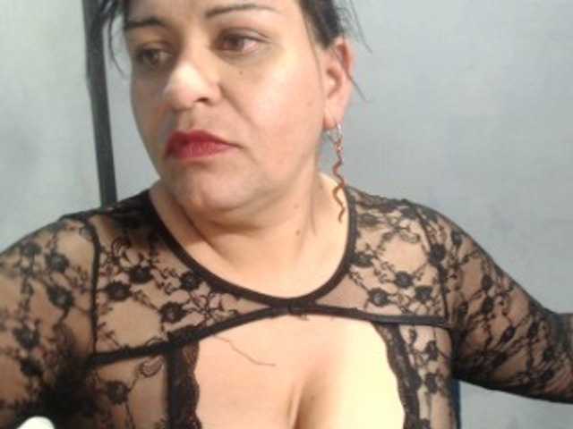 Fotos dayanmatur I want to be the one who calms your desires and lower instincts I am willing to give you a lot of pleasure