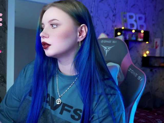 Broadcast Screenshots dead-moon