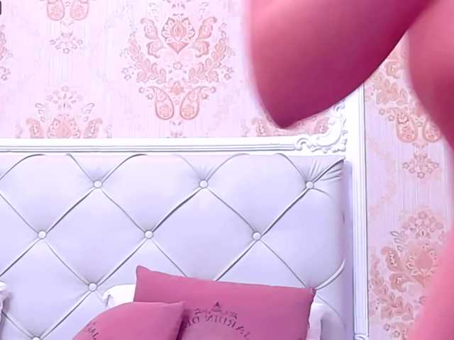 Broadcast Screenshots DebraLust