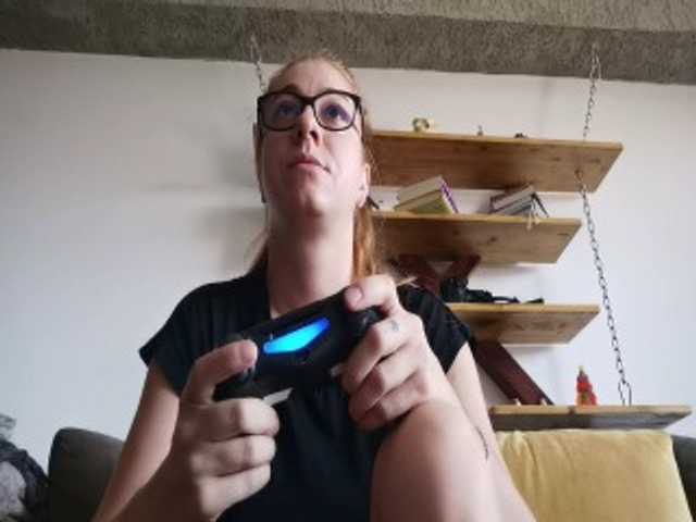 Broadcast Screenshots DeeanaEvans