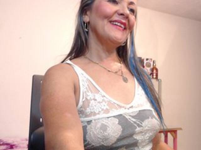 Broadcast Screenshots SquirtNstyGrl