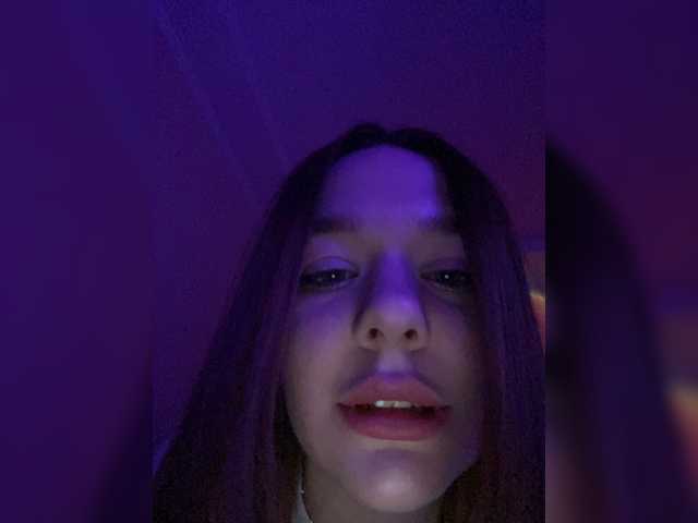 Broadcast Screenshots HOLLY_BIBLE