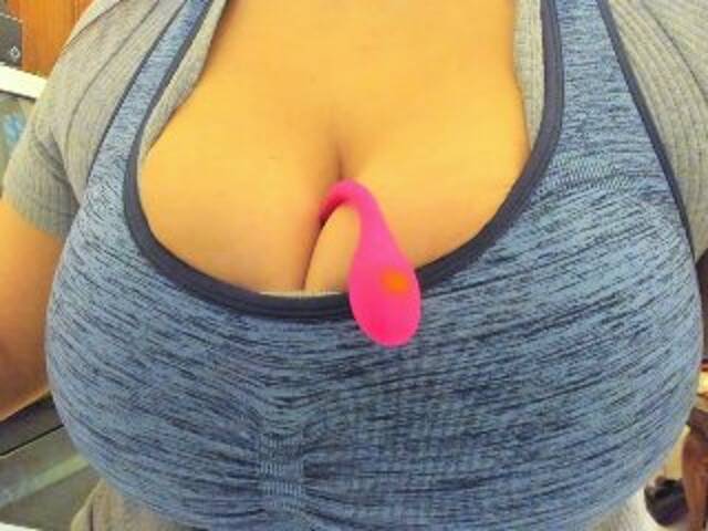 Broadcast Screenshots DonnaHarrow